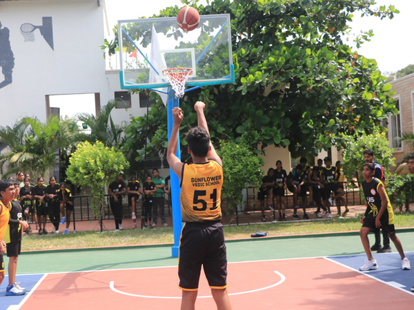 xr:d:DAFmO7XANaU:4,j:4032241448157534404,t:23061903